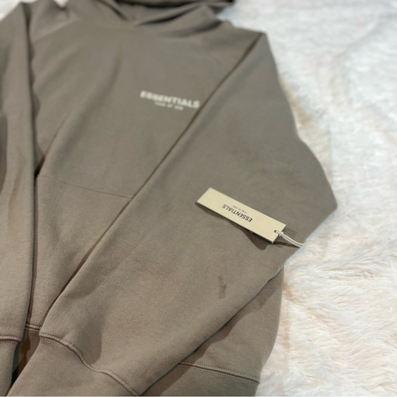 NWT Fear of God Essentials Essentials Hoodie 'Desert Taupe' - Picture 2 of 4